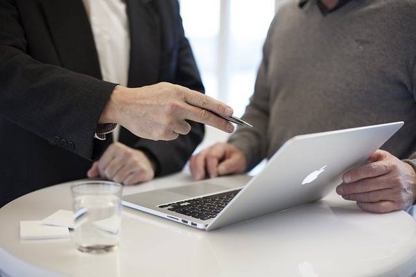4 façons de construire un réseau de clients en tant qu'agent immobilier indépendant en France